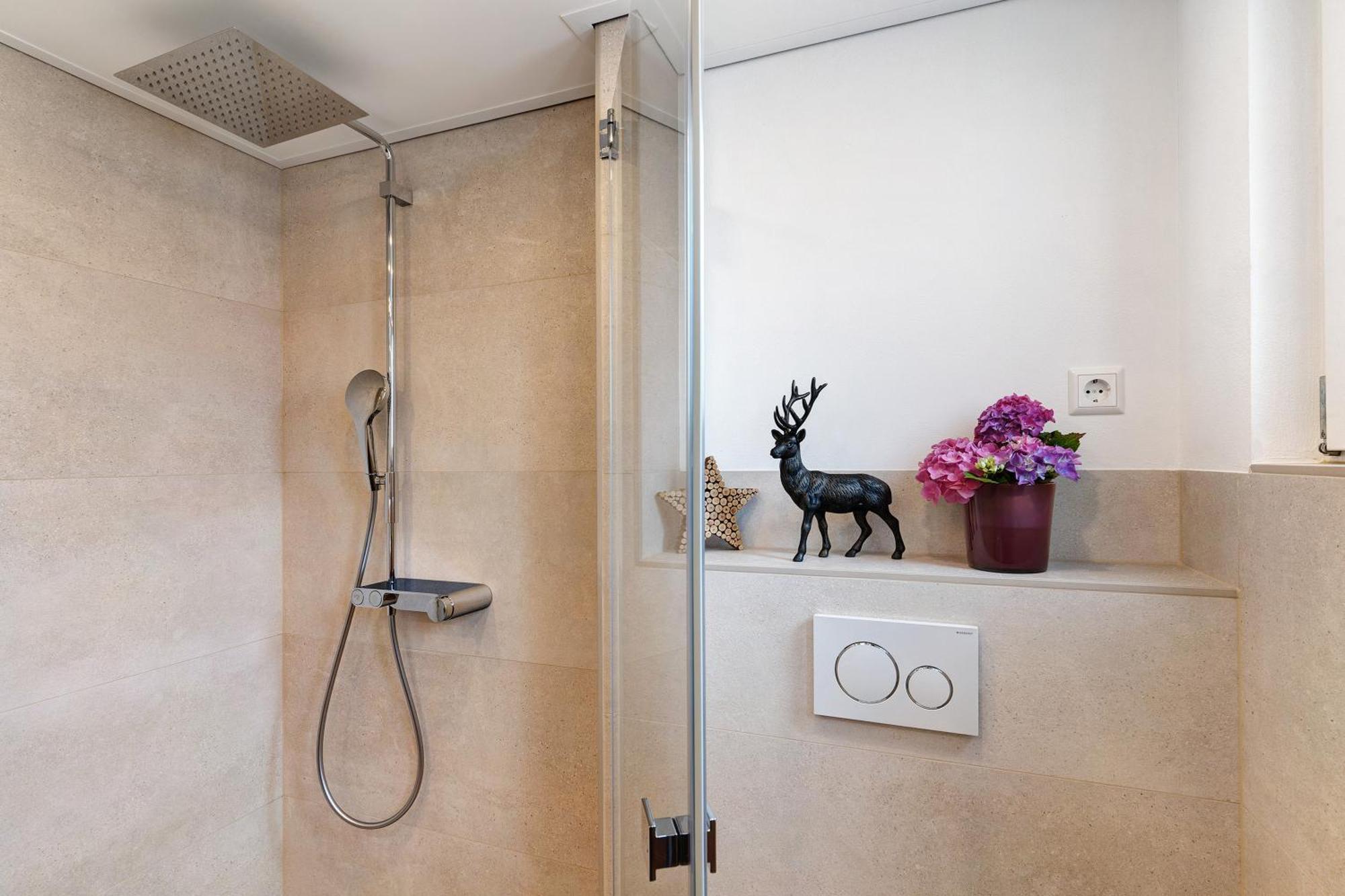 Moderner Schwarzwaldtraum Apartment